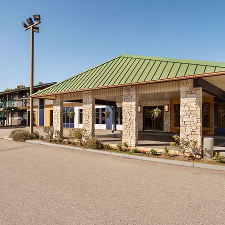 Travelodge by Wyndham Abbotsford Bakerview Eksteriør bilde