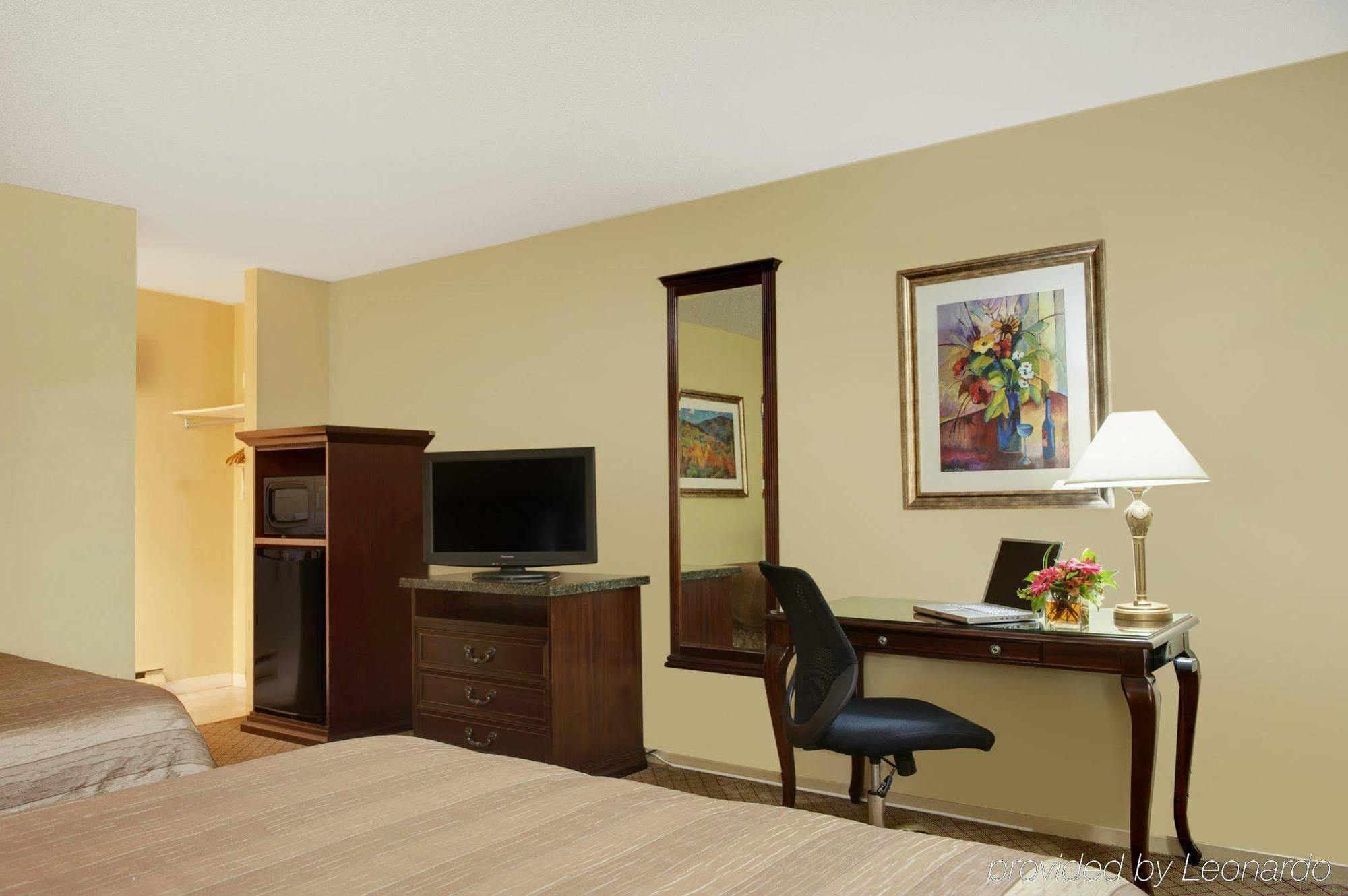 Travelodge by Wyndham Abbotsford Bakerview Eksteriør bilde